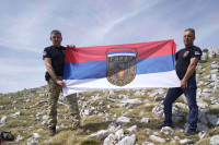 Pohod na Pašinu planinu: Dvanaest ruža za "Sinove Srpske" (FOTO)