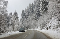 Vozači, oprez: Evo gdje ima snijega na kolovozu