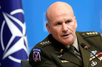 Komandant NATO  o situaciji u regionu: Dovodimo jače snage i tešku opremu