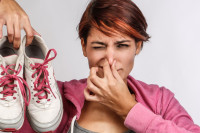 Najbolji trik: Riješite se neprijatnog mirisa iz obuće!