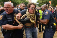 У САД ухапшене десетине студената који су протестовали против рата Израела и Хамаса