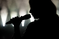Šok: Pjevačica stradala usred koncerta