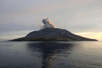 Eруптирао вулкан, ниво узбуне подигнут на највиши ниво