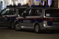 Prijetio joj nožem: Tinejdžer (15) iz Srbije pretukao djevojku u Beču