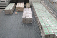 На паркингу паба пронађен кокаин вриједан 50 милиона евра