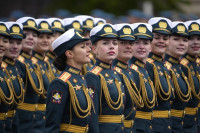 Војна парада у Москви: 9.000 учесника, 75 јединица војне технике, авијација... (VIDEO)