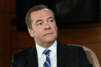 Medvedev: Zapad vodi hibridni rat protiv Moskve