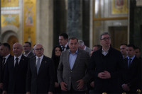 Uoči puta u Njujork: Vučić i Dodik sa patrijarhom na službi u Hramu Svetog Save