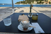 Цијена која оставља без ријечи: Погледајте колико кошта кафа на хрватском острву