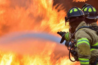 Велики пожар у компанији “Ново Нордиск” у Копенхагену, 100 ватрогасаца гаси ватру