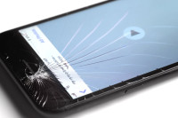 Apple најавио револуцију: Стижу екрани који "сами себе поправљају"