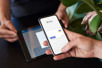 Google Pay добија нове функције