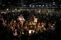 Туча између антивладиних демонстраната и полиције у Тел Авиву