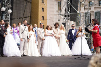 У Београду одржано колективно вјенчање за 12 парова