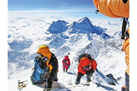 Od početka aprila osmoro ljudi poginulo na Mont Everestu