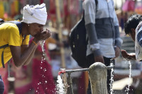 У Индији више од 50 људи умрло због високих врућина у претходна три дана