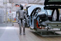 Кинеска компанија ће користити хуманоидног робота у производњи аутомобила