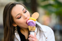 Нутриционисти откривају шта се дешава ако претјерамо са сладоледом