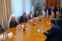 Počeo zajednički sastanak: Predsjednik Srbije dočekao predsjednika Srpske!