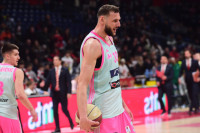 Uroš Plavšić zvanično novi košarkaš Crvene zvezde