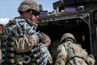 Столтенберг: НАТО ће преузети координацију испоруке оружја Украјини од САД