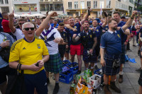Navijači Škotske mole srpske fudbalere: "Pobijedite Englesku, molimo vas"