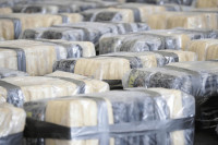Заплијењено 35 тона кокаина