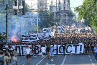 Неколико хиљада навијача Партизана протестовало против управе клуба