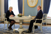 Le Pen za pregovore sa Moskvom