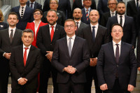 Izabrana nova vlada Sjeverne Makedonije, premijer Mickoski