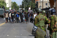 Полиција испалила сузавац на демонстранте