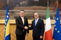 Бећировић предложио да Парламент Италије усвоји резолуцију подршке суверенитету БиХ