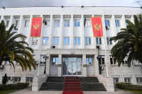 Враћање ћирилице у државне институције Црне Горе