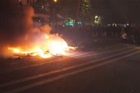 У Паризу сукоб полиције и 500 присталица екстремне љевице