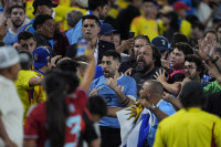 Колумбија преко Уругваја до финала Купа Америке, нови инцидент Суареза