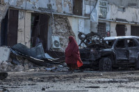 У експлозији аутомобила-бомбе погинуло петоро људи, 20 повријеђено