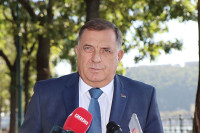 Dodik: Pukovnik Zinaić dao nemjerljiv doprinos u odbrani Srpske