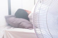 Ако спавате са укљученом климом или вентилатором, одмах престаните: Може бити веома опасно