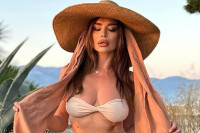 Severina objavila vrele fotke u bikiniju