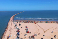 Oмиљена међу путницима: Ово је најдужа плажа на свијету (FOTO)