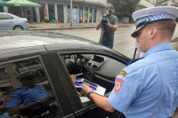 Новитети: Картице возача “пеглаће” полиција