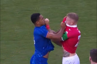 Fudbaler Čelsija u žestokom sukobu s igračem trećeligaša (VIDEO)