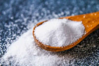 Шта је штетније, со или шећер? Одговор стручњака ће вас изненадити