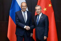 Vang: Kina i Rusija radiće na miru u Istočnoj Aziji