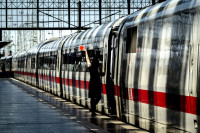 Вандали омели саобраћај на линијама између Њемачке и Париза