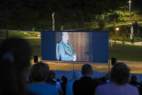 U amfiteatru manastira Gomionica održana projekcija filma „Svjedok“ Denisa Bojića