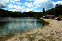 Tragedija na Manjači: Prazne jezero u potrazi za utopljenim mladićem