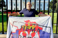 Алексопулос испред Бијеле куће: Косово је Србија (ФОТО)