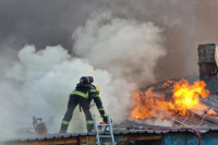 Пожари широм запада САД и Канаде: Стотине хиљада хектара у пламену
