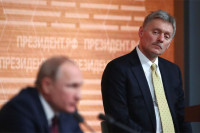 Песков: Путин је супериорнији од својих колега